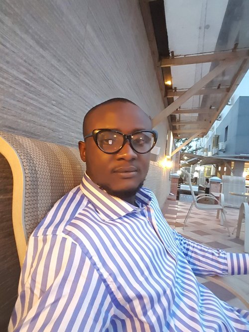 Unveiling Perspectives: A Review of Victor Isiguzo’s Art Exhibition with&nbsp;Madeke