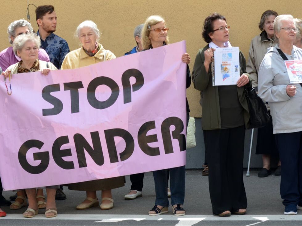 Gender Abolitionist Discourse in Modern&nbsp;Society